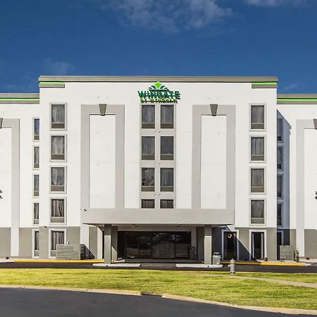 Wingate By Wyndham Louisville Airport Expo Center Εξωτερικό φωτογραφία