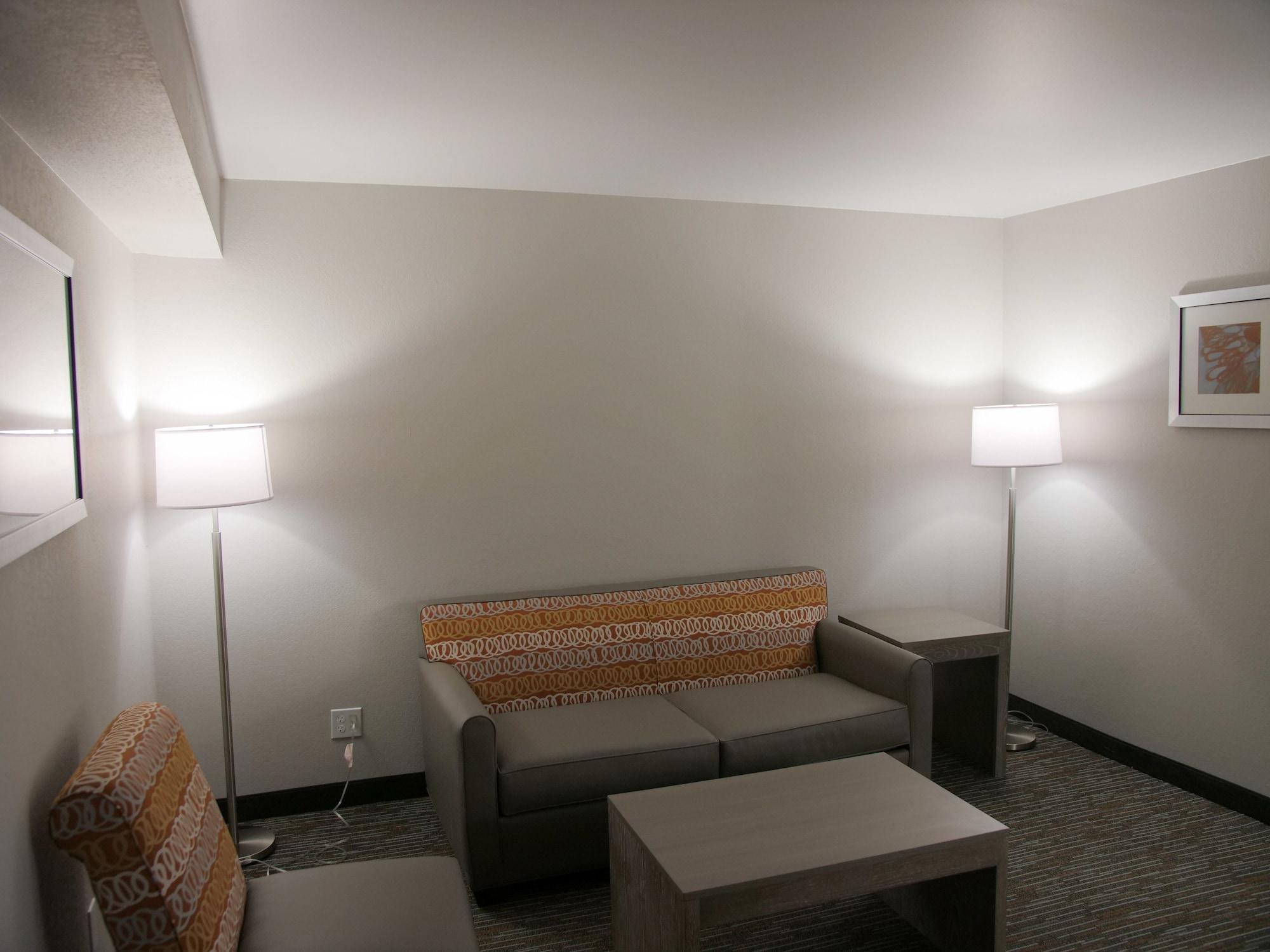 Wingate By Wyndham Louisville Airport Expo Center Εξωτερικό φωτογραφία