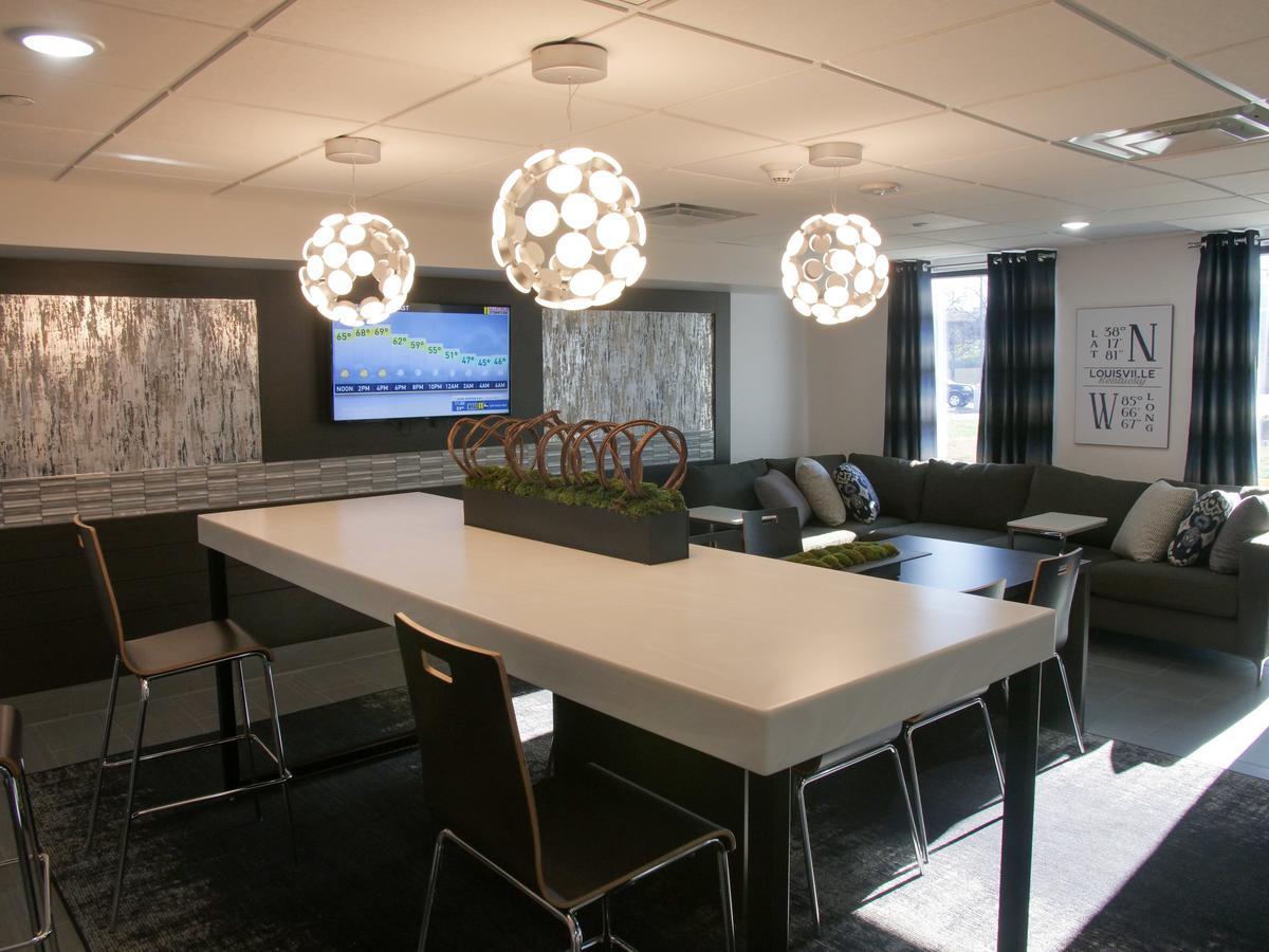 Wingate By Wyndham Louisville Airport Expo Center Εξωτερικό φωτογραφία