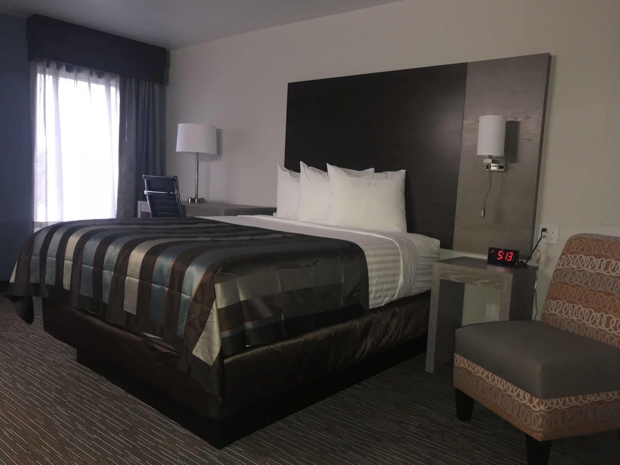 Wingate By Wyndham Louisville Airport Expo Center Εξωτερικό φωτογραφία
